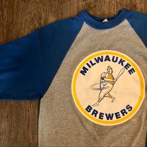 milwaukee brewers baseball tee - vintage logo!